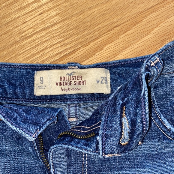 Hollister vintage short - Picture 2 of 3